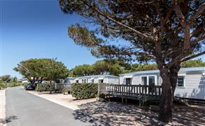 Mobile home with 3 bedrooms near beach - Camping à Saint Georges de Didonne, Charente-Maritime