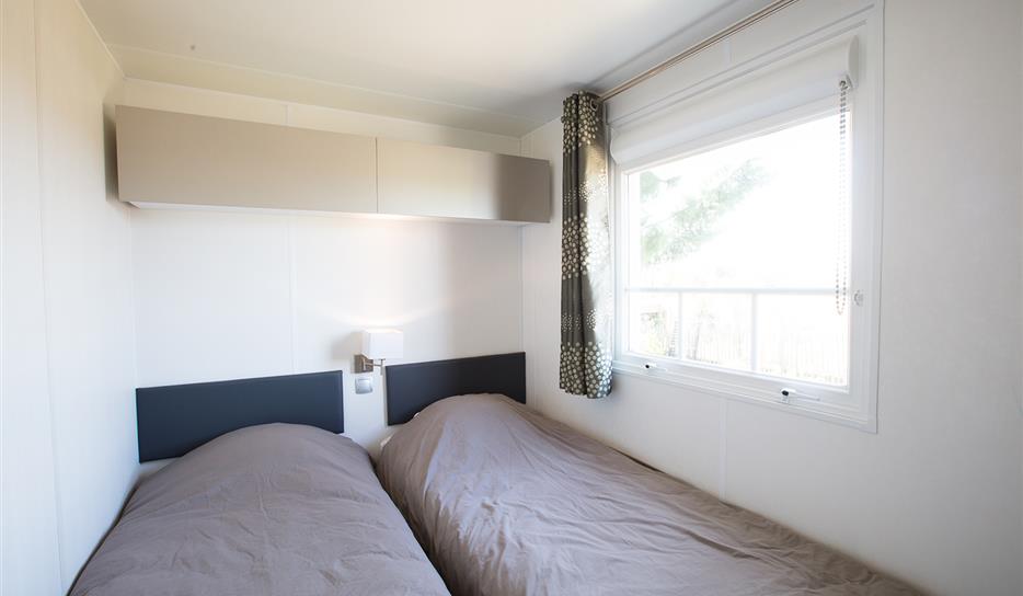 3 bedroom sea view mobile home beachfront 5-star campsite holiday rental Charente-Maritime 