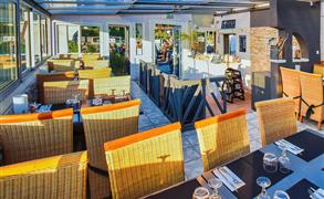 Restaurant with sea view - Camping in Charente-Maritime