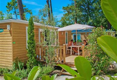 Mobile home 2 bedrooms - Beachfront campsite near Royan