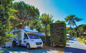 Caravan / motorhome / tent pitch near the beach | Charente-Maritime