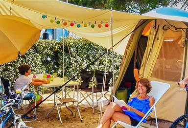 Camping pitch for caravan motorhome tent - Campsite near Royan